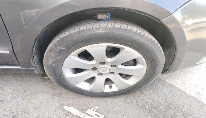 2010 Skoda Superb ELEGANCE 2.0 TDI CR AT, Diesel, Automatic, 78,751 km, tyre