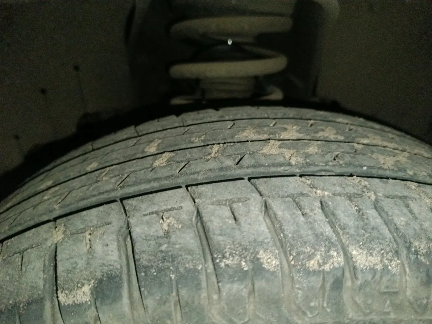 2012 Mahindra Quanto C6, Diesel, Manual, 1,24,132 km, tyre