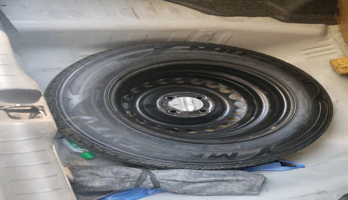 2018 Honda Amaze 1.2L I-VTEC VX, Petrol, Manual, 89,307 km, tyre