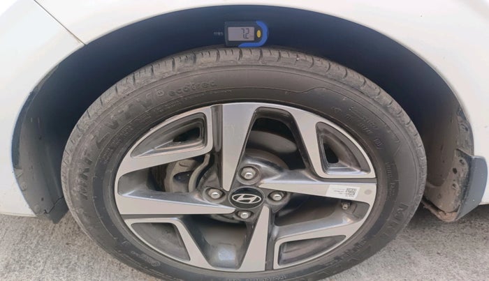 2023 Hyundai AURA SX 1.2 CNG, CNG, Manual, 46,499 km, tyre