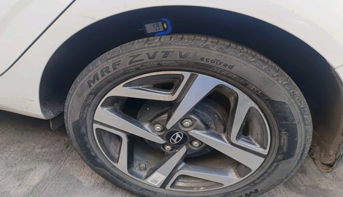 2023 Hyundai AURA SX 1.2 CNG, CNG, Manual, 46,499 km, tyre