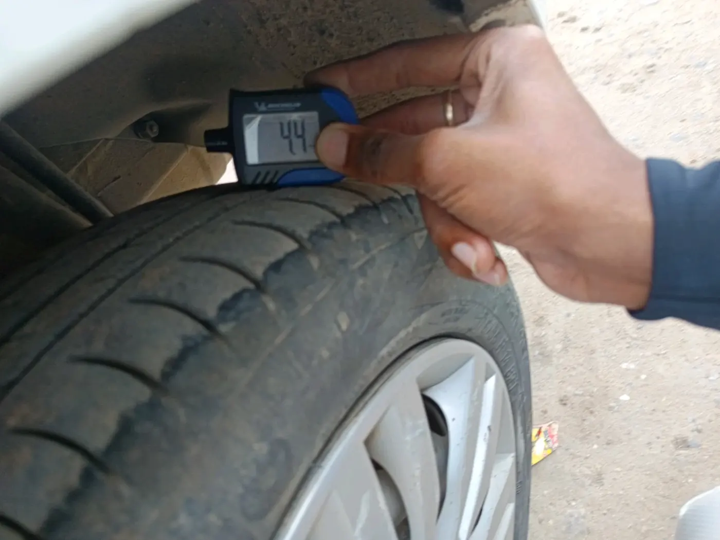 2019 Tata Zest XE 75PS DIESEL, Diesel, Manual, 1,12,940 km, tyre