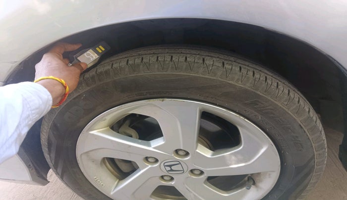 2016 Honda City 1.5L I-VTEC V MT, Petrol, Manual, 76,927 km, tyre