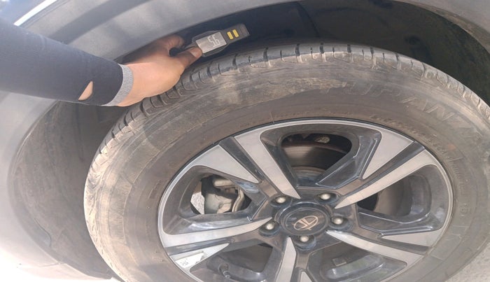 2024 Tata NEXON Fearless Plus S 1.2 Revotron 7DCA Dark Edition, Petrol, Automatic, 34,766 km, tyre