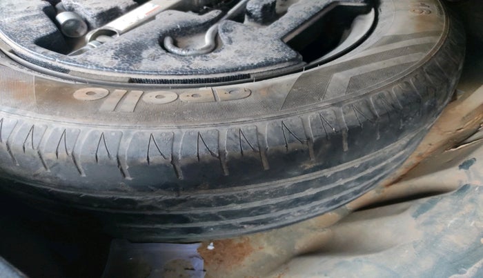 2017 Maruti S Cross DELTA 1.3, Diesel, Manual, 1,46,596 km, tyre