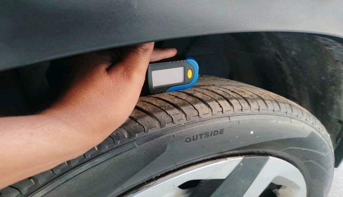 2024 Nissan MAGNITE XE, Petrol, Manual, 36,967 km, tyre