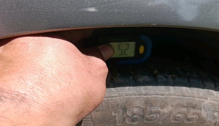 2018 Maruti Ciaz DELTA 1.5 SHVS MT PETROL, Petrol, Manual, 1,39,295 km, tyre