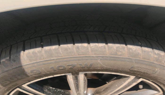 2020 Volvo XC 60 D5 INSCRIPTION, Diesel, Automatic, 80,536 km, tyre