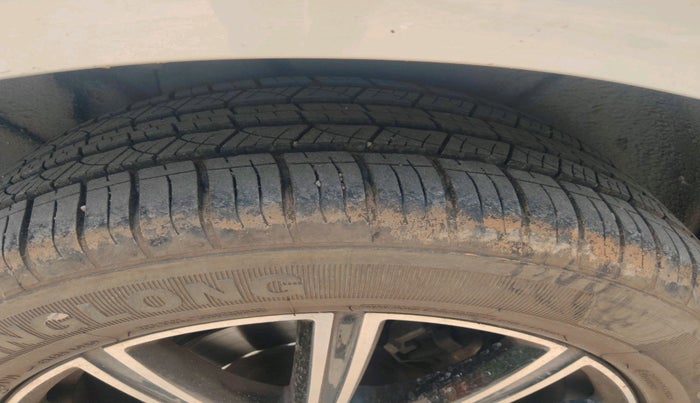 2020 Volvo XC 60 D5 INSCRIPTION, Diesel, Automatic, 80,536 km, tyre