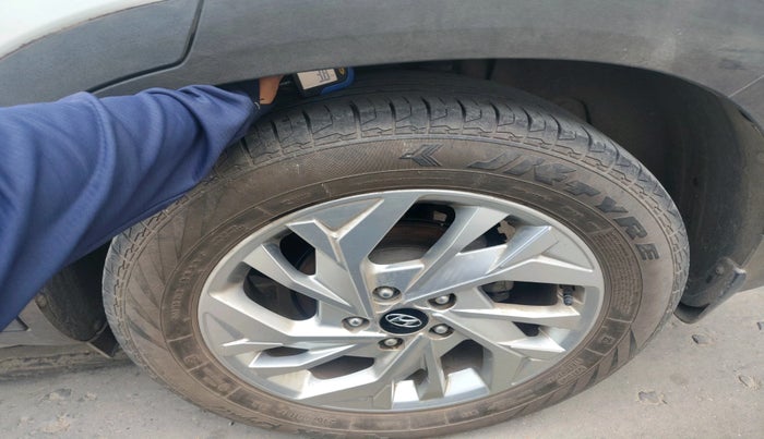 2022 Hyundai Creta SX 1.5 PETROL, Petrol, Manual, 31,918 km, tyre