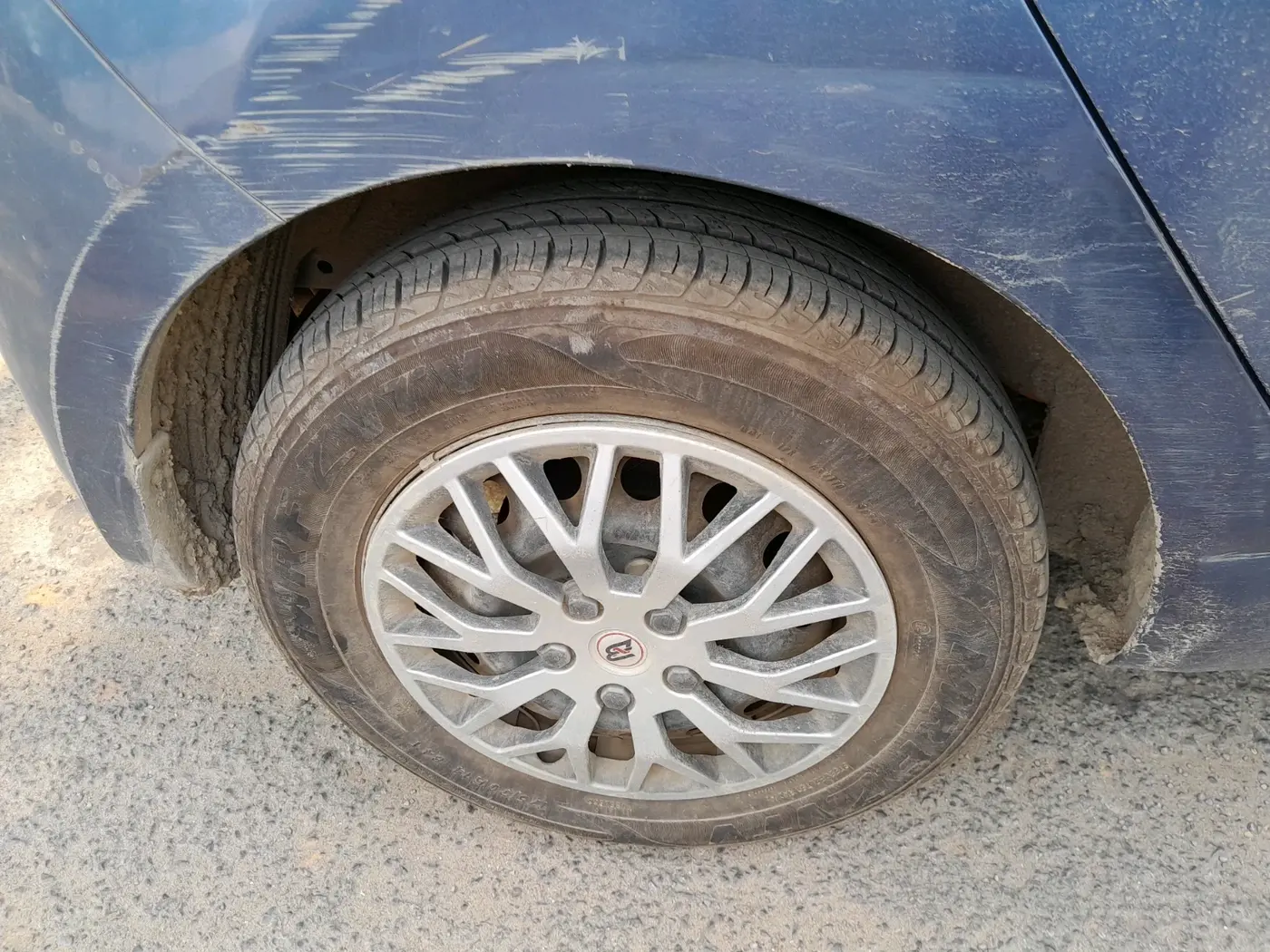 2013 Hyundai i20 MAGNA 1.2, Petrol, Manual, 31,046 km, tyre