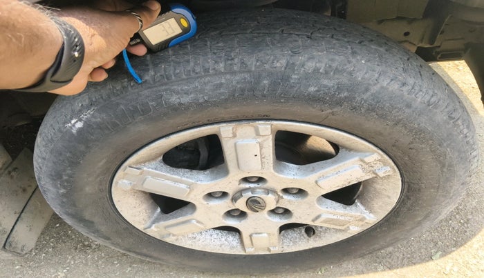 2015 Mahindra Quanto C8, Diesel, Manual, 43,847 km, tyre