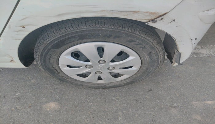 2012 Hyundai i10 MAGNA 1.2, Petrol, Manual, 42,001 km, tyre