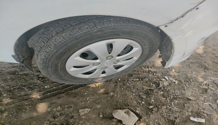 2012 Hyundai i10 MAGNA 1.2, Petrol, Manual, 42,001 km, tyre