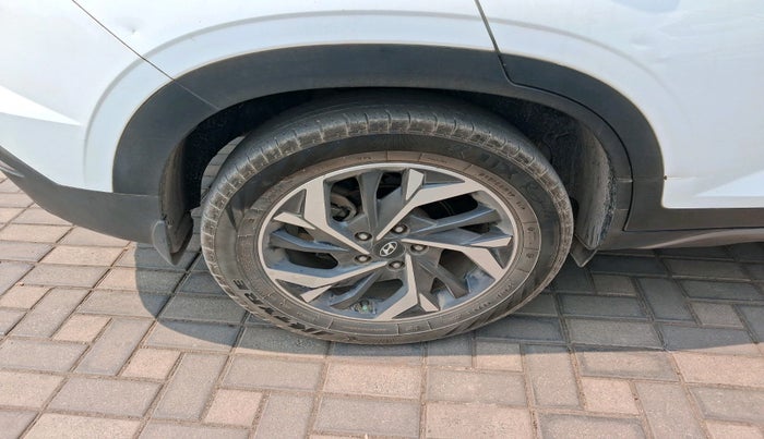 2020 Hyundai Creta SX (O) AT 1.5 DIESEL, Diesel, Automatic, 1,30,508 km, tyre