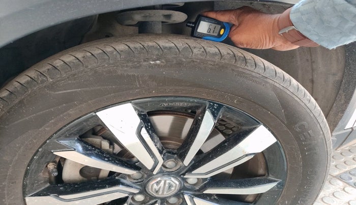 2019 MG HECTOR SHARP 2.0 DIESEL, Diesel, Manual, 1,17,645 km, tyre