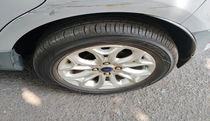 2016 Ford Ecosport TITANIUM 1.5L PETROL AT, Petrol, Automatic, 61,898 km, tyre