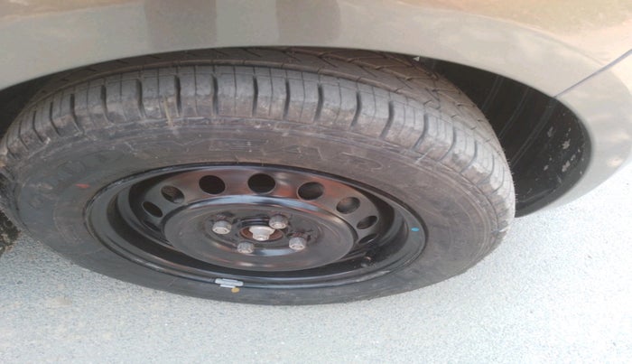 2022 Maruti New Wagon-R ZXI 1.2 AMT, Petrol, Automatic, 26,116 km, tyre