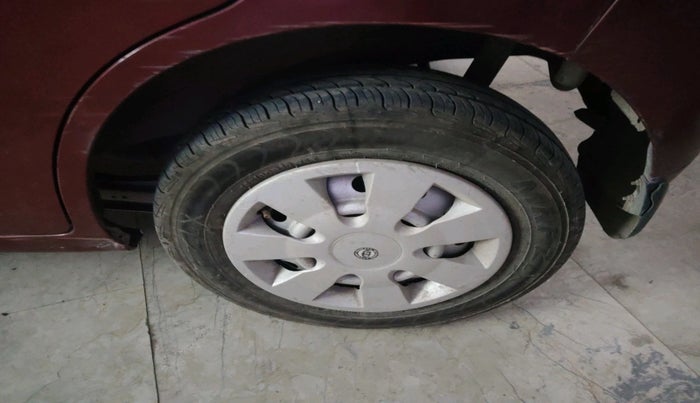 2011 Maruti Wagon R 1.0 LXI, Petrol, Manual, 43,539 km, tyre