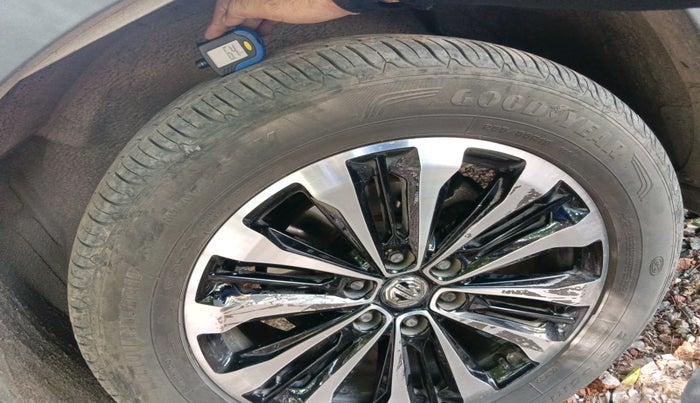 2022 MG GLOSTER SAVVY 7 STR 2.0 TWIN TURBO 4WD, Diesel, Automatic, 24,205 km, tyre