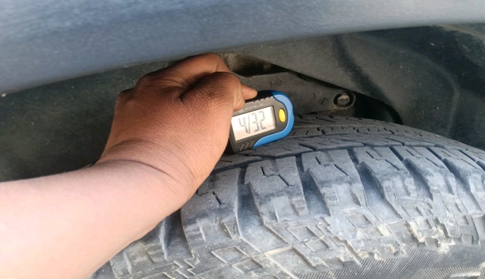 2019 Tata Harrier XT 2.0L KRYOTEC, Diesel, Manual, 1,09,710 km, tyre