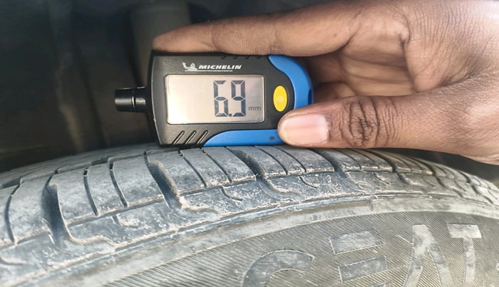 2017 Ford Figo Aspire TREND 1.2 PETROL, Petrol, Manual, 62,443 km, tyre