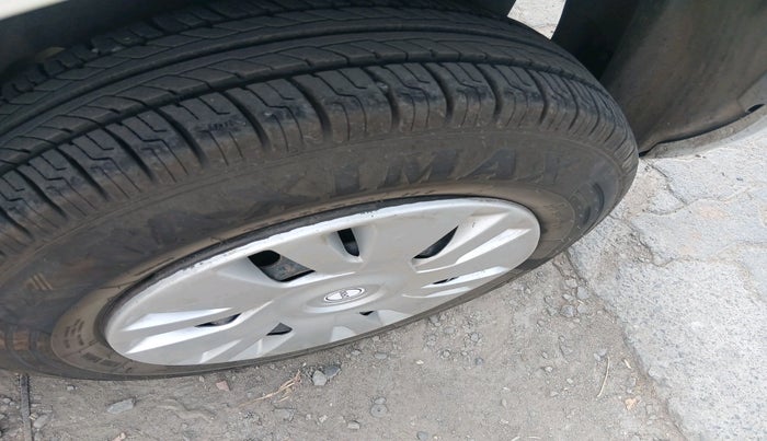 2012 Maruti Swift VDI, Diesel, Manual, 1,74,825 km, tyre