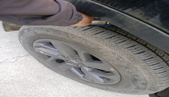 2022 Tata Harrier XT PLUS 2.0L KRYOTEC, Diesel, Manual, 37,132 km, tyre