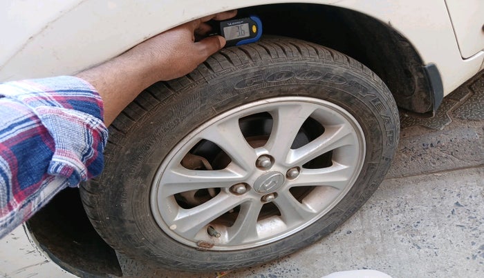 2015 Hyundai Grand i10 ASTA 1.2 KAPPA VTVT, Petrol, Manual, 37,481 km, tyre