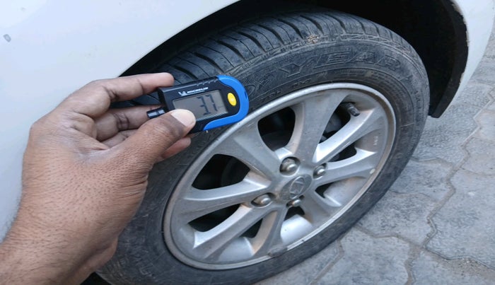 2015 Hyundai Grand i10 ASTA 1.2 KAPPA VTVT, Petrol, Manual, 37,481 km, tyre