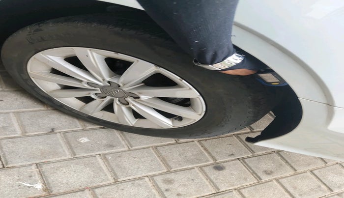 2014 Audi A3 2.0 TDI  PREMIUM, Diesel, Automatic, 80,206 km, tyre