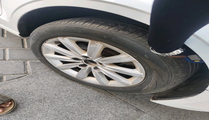 2014 Audi A3 2.0 TDI  PREMIUM, Diesel, Automatic, 80,206 km, tyre