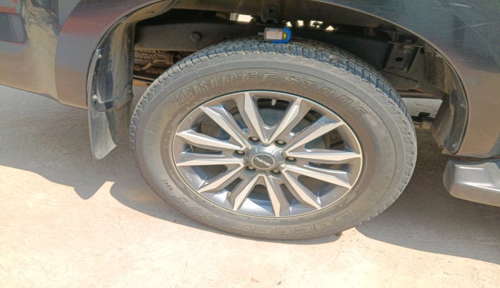 2021 ISUZU D-Max V Cross Z PRESTIGE 4X4AT, Diesel, Automatic, 38,323 km, tyre