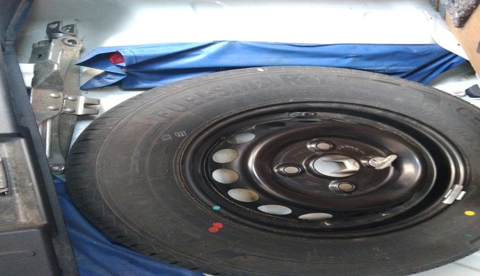 2020 Maruti Alto LXI, Petrol, Manual, 24,055 km, tyre