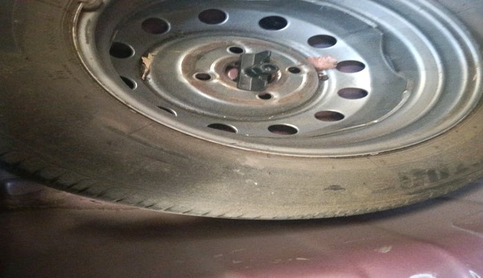 2014 Hyundai i10 MAGNA 1.1, Petrol, Manual, 82,411 km, tyre