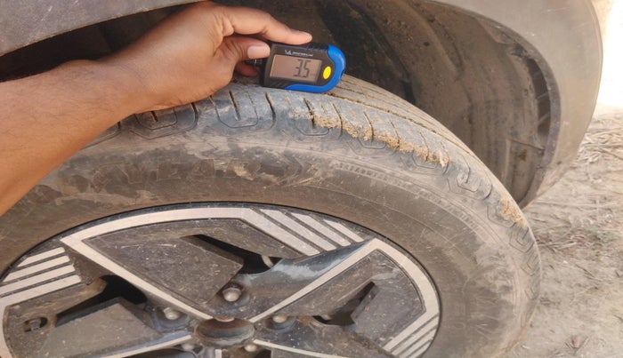 2024 Tata NEXON CREATIVE + 1.5 DIESEL, Diesel, Manual, 33,354 km, tyre