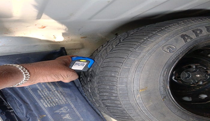 2014 Nissan Sunny XL, Petrol, Manual, 61,311 km, tyre