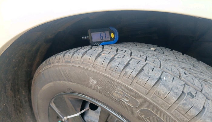 2014 Nissan Sunny XL, Petrol, Manual, 61,311 km, tyre