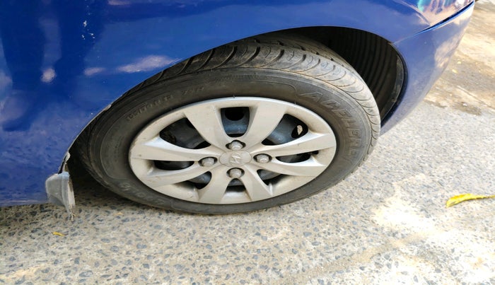 2012 Hyundai Eon MAGNA +, Petrol, Manual, 13,116 km, tyre