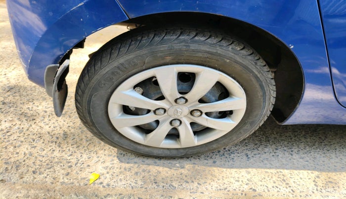 2012 Hyundai Eon MAGNA +, Petrol, Manual, 13,116 km, tyre