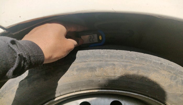 2018 Maruti Wagon R 1.0 LXI CNG, CNG, Manual, 64,752 km, tyre