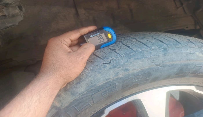 2021 Mahindra Scorpio S5, Diesel, Manual, 74,287 km, tyre