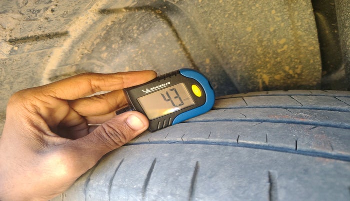 2018 Maruti Vitara Brezza VDI, Diesel, Manual, 1,11,875 km, tyre