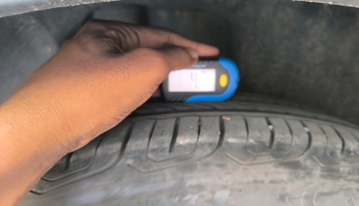 2022 Volkswagen TAIGUN TOPLINE 1.0 TSI AT, Petrol, Automatic, 35,862 km, tyre