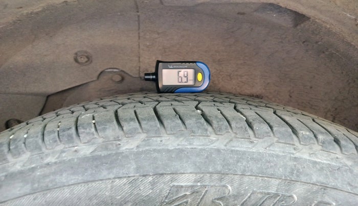 2020 Mahindra XUV500 W9 AT, Diesel, Automatic, 34,577 km, tyre