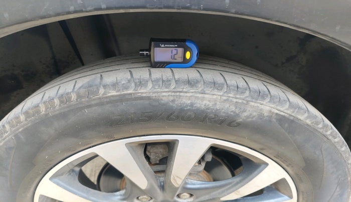 2019 Maruti S Cross DELTA 1.3, Diesel, Manual, 2,08,854 km, tyre