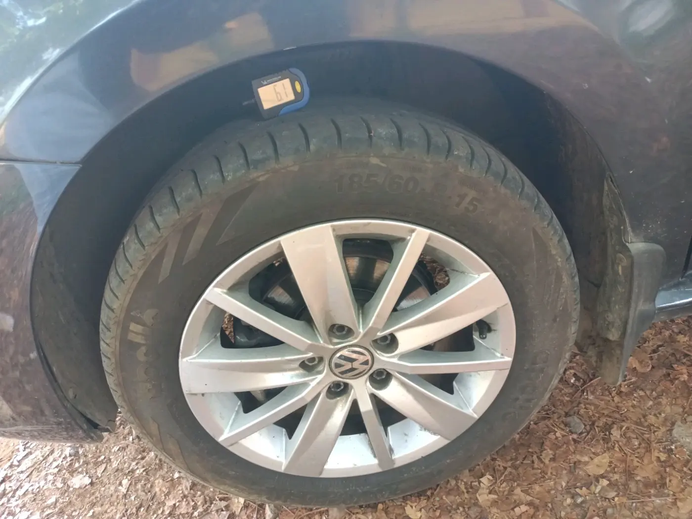 2015 Volkswagen Polo HIGHLINE1.2L, Petrol, Manual, 55,433 km, tyre
