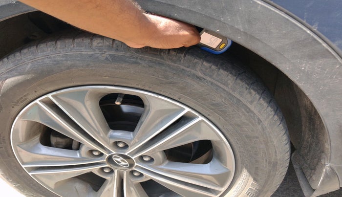 2017 Hyundai Creta SX PLUS AT 1.6 DIESEL, Diesel, Automatic, 1,25,928 km, tyre