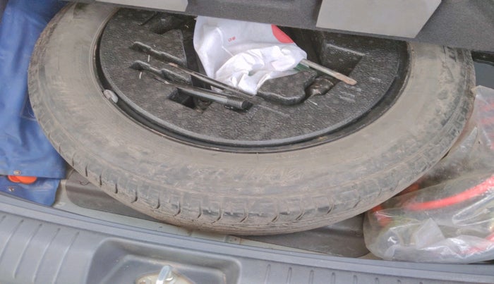 2017 Hyundai Creta SX PLUS AT 1.6 DIESEL, Diesel, Automatic, 1,25,928 km, tyre