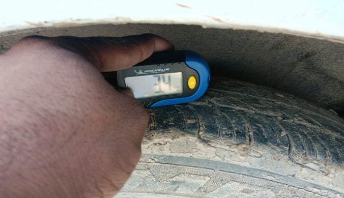 2018 Maruti Wagon R 1.0 LXI CNG, CNG, Manual, 1,12,570 km, tyre